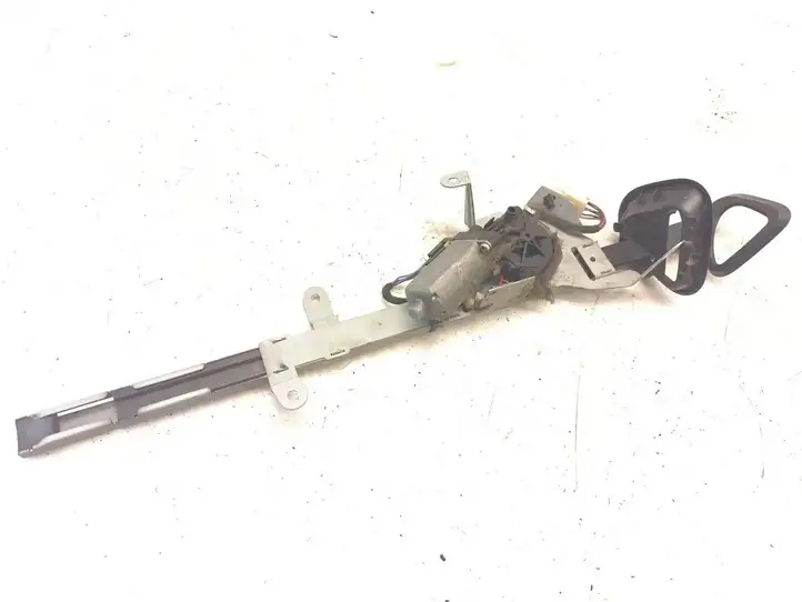 Mercedes-Benz CLK A209,C209 (2002 - 2009) 0132004318 Электродвигатель регулировки ремня безопасности — фото 5