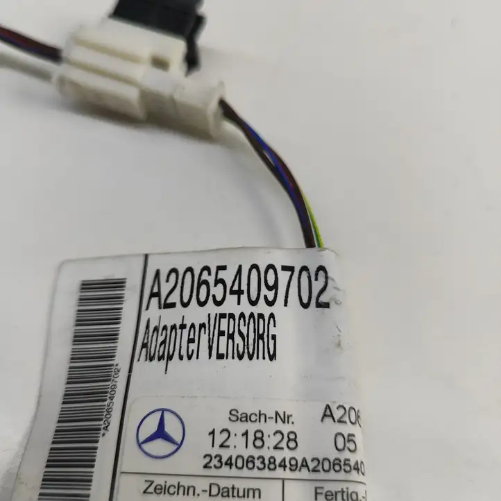 Mercedes-Benz C W206 (2021 - ) A2065409702 Датчик температуры масла — фото 4