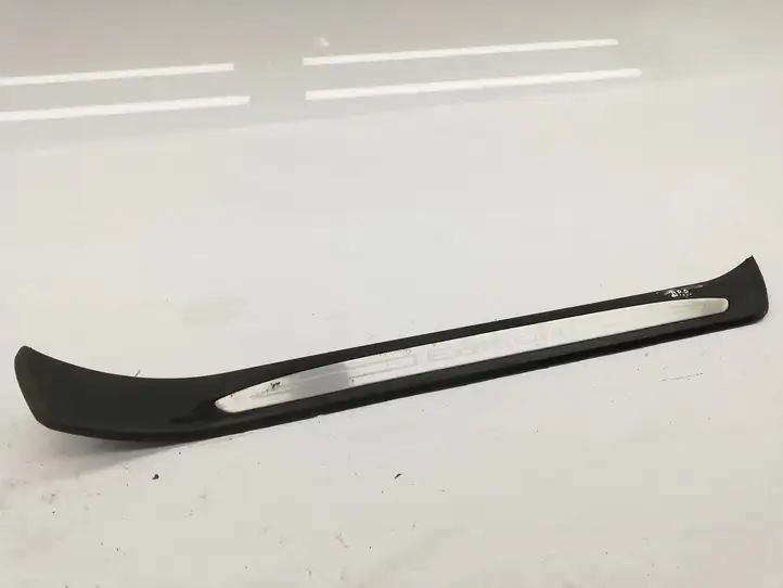 BMW 5 E60 E61 (2004 - 2010) 608290 Внутренняя отделка переднего порога — фото 1