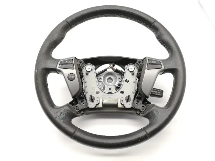 Toyota Avensis T250 (2006 - 2009) Руль — фото 1