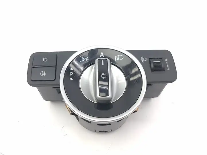 Mercedes-Benz GLK X204 (2008 - 2016) A2040058002 Включатель фонарей — фото 5