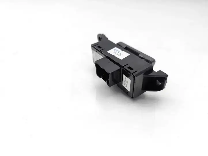 Hyundai i40 (2015 - ) 93730-3Z850 Кнопка DTC — фото 4