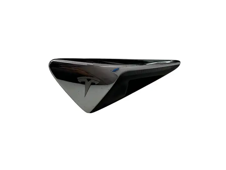 Tesla Model S (2016 - 2021) 149586401A Боковая камера в крыле — фото 1