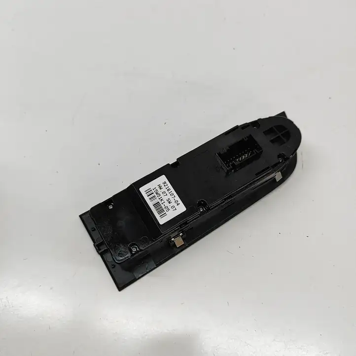 BMW Z4 E89 (2009 - 2017) 9216107 Кнопка стеклоподъемников — фото 4