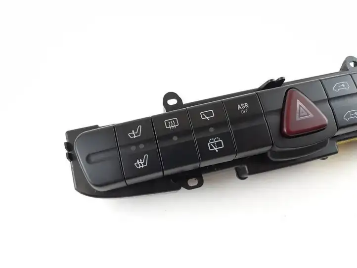 Mercedes-Benz Vito Viano W639 (2003 - 2010) 6395455107 Включатель аварийных фонарей — фото 2