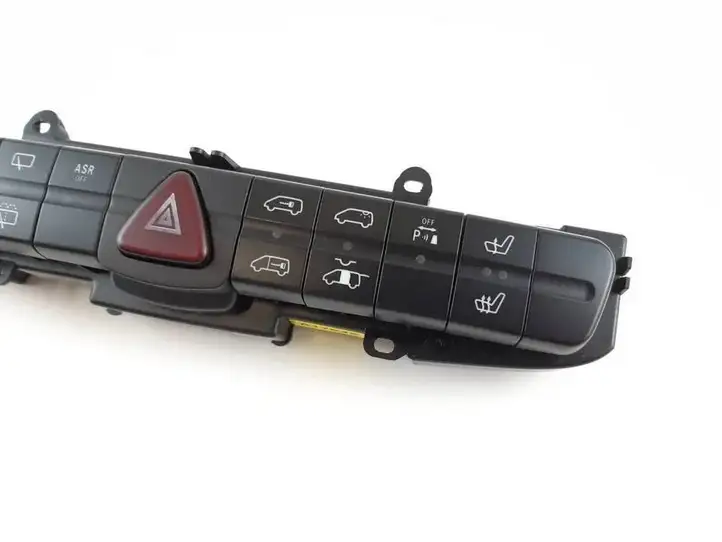 Mercedes-Benz Vito Viano W639 (2003 - 2010) 6395455107 Включатель аварийных фонарей — фото 3