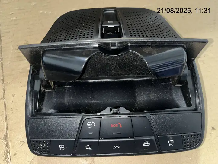 Mercedes-Benz E W213 (2016 - ) A0009006317 Включатель освещения интерьера — фото 11