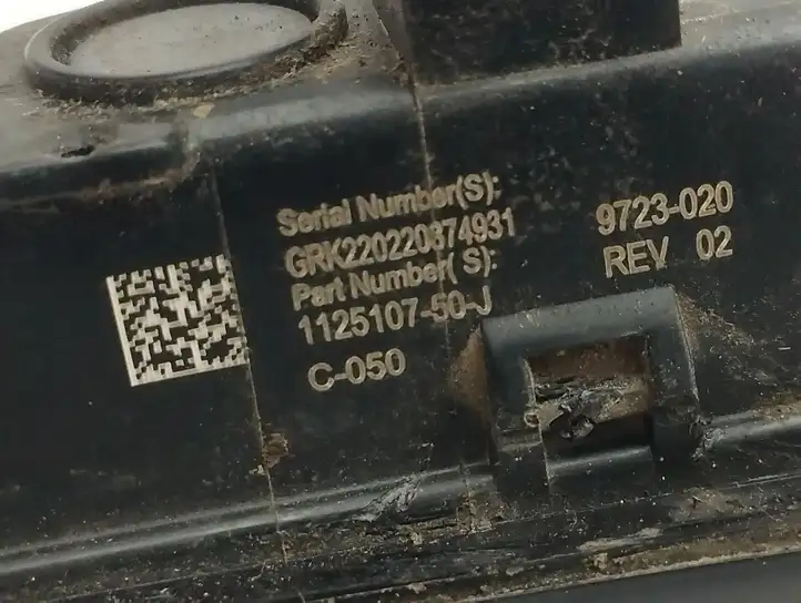 Tesla Model 3 (2017 - 2023) 112510750J Боковая камера в крыле — фото 7