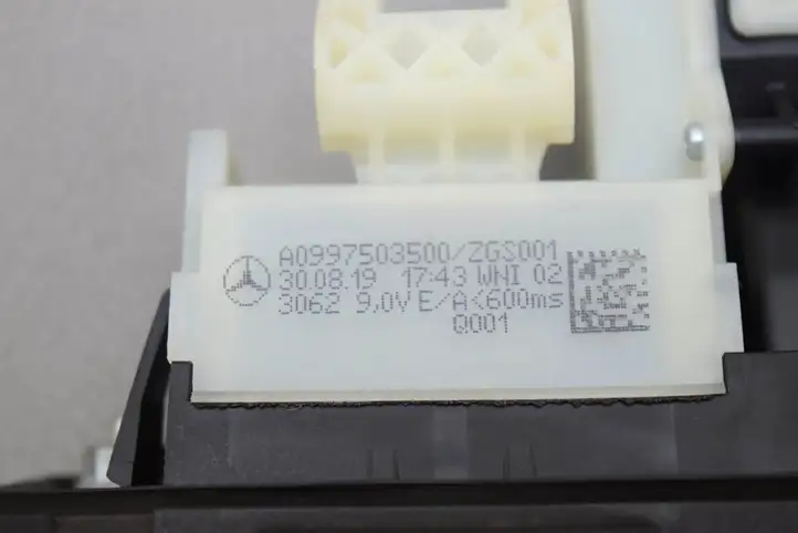 Mercedes-Benz A W177 (2018 - ) A0997503500 Кнопка закрытия багажника — фото 3