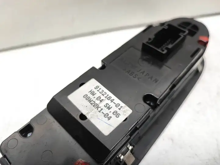 BMW 3 E92 E93 (2005 - 2014) 9132184 Кнопка стеклоподъемников — фото 3