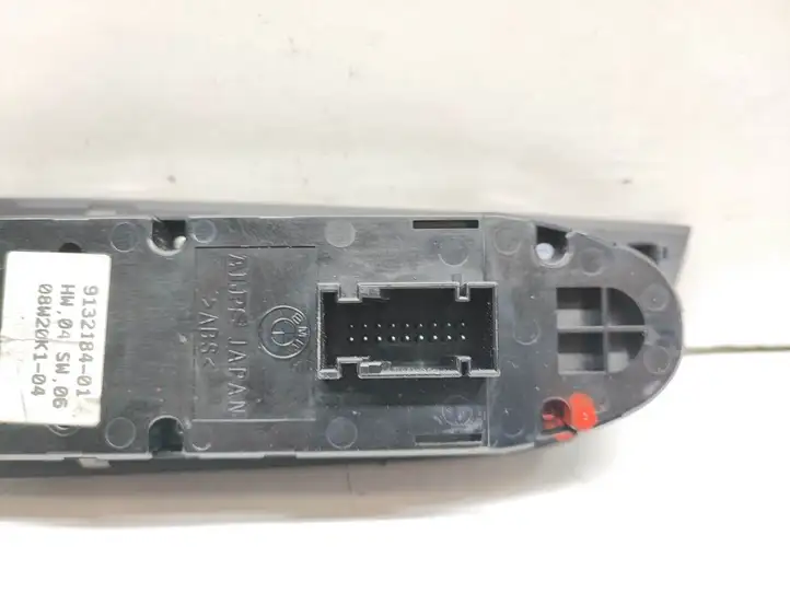 BMW 3 E92 E93 (2005 - 2014) 9132184 Кнопка стеклоподъемников — фото 4