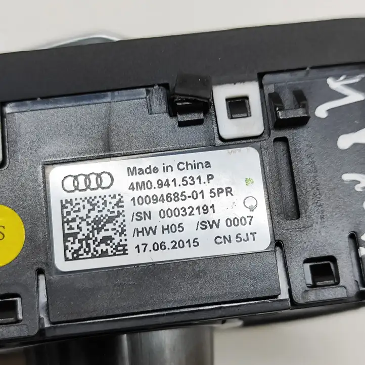 Audi Q7 4M (2015 - ) 4M0941531P Включатель фонарей — фото 6