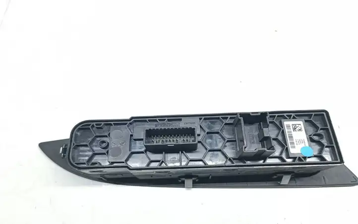 Renault Espace V (RFC) (2015 - 2019) 254015172R Кнопка стеклоподъемников — фото 3