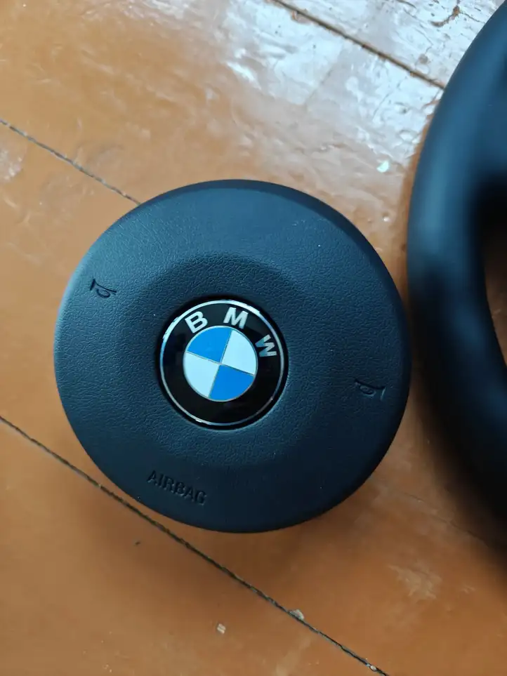 BMW 5 F10 F11 (2009 - 2016) Руль — фото 5