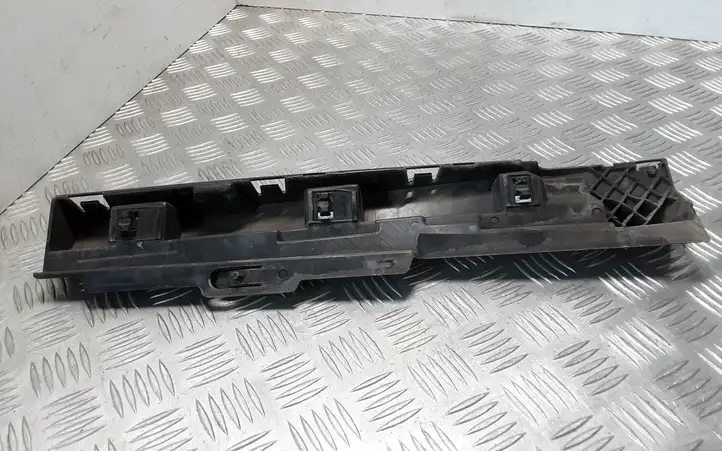 BMW 3 F30 F35 F31 (2012 - 2018) 7256920 Накладка порога — фото 2
