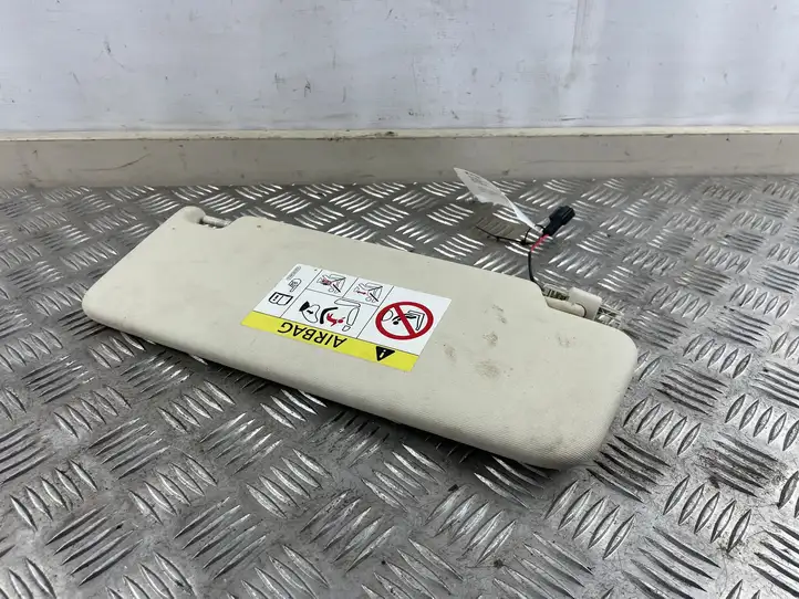 Volkswagen PASSAT B8 (2015 - )  5G0010844A Щиток от солнца