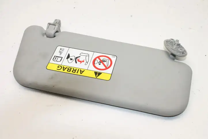Toyota Yaris (2014 - 2019) Солнцезащитный козырек — фото 3