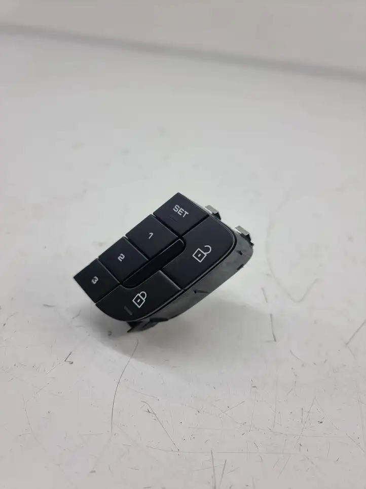 Porsche Cayenne (9Y0 9Y3) (2018 - ) 976959770 Включатель (включатели) памяти — фото 2
