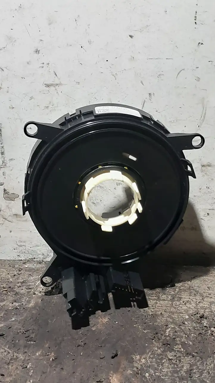 BMW 5 E60 E61 (2004 - 2010) 697639402 Контактное кольцо SRS — фото 2