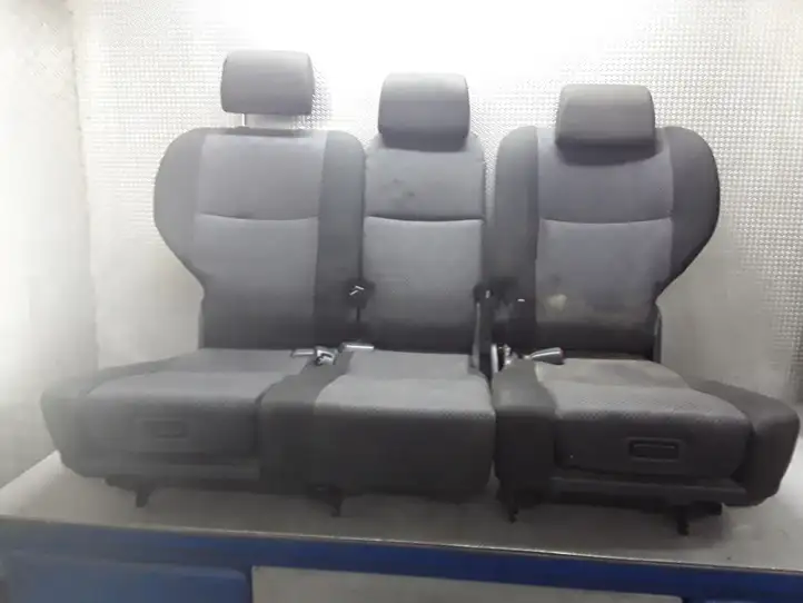 Toyota Corolla Verso E121 (2001 - 2004) Комплект отделки дверей — фото 3
