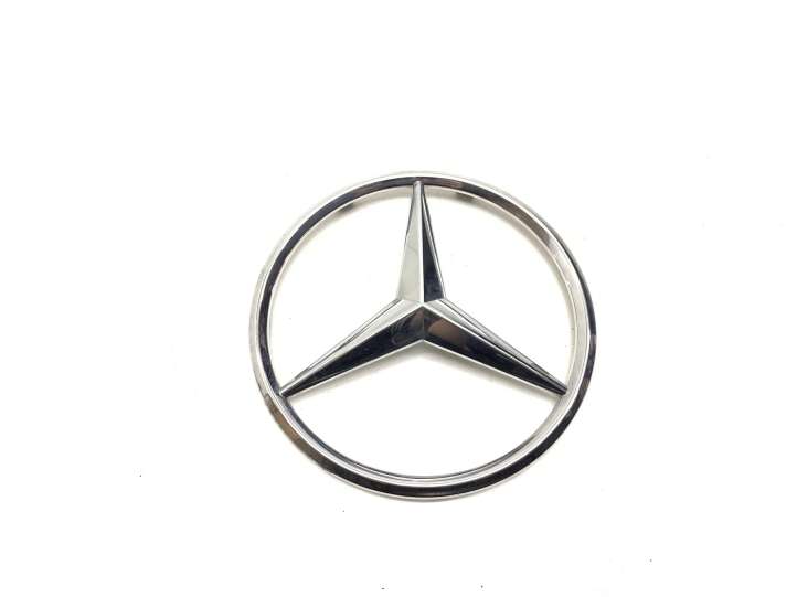 A0008173200 Mercedes-Benz E C207 W207 Gamintojo ženkliukas