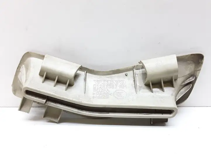 Volvo XC60 (2008 - 2013) 01287357 Накладка ремня безопасности — фото 2