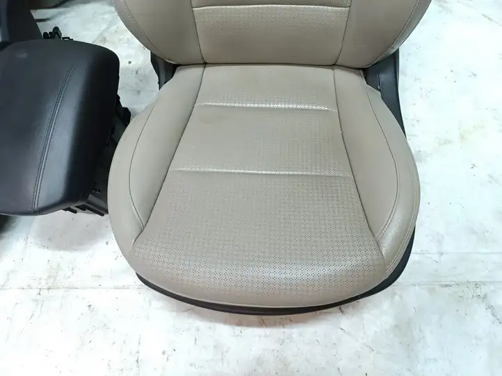 Hyundai Santa Fe (2012 - 2015) Комплект отделки дверей — фото 6