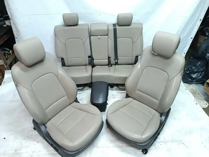 Hyundai Santa Fe (2012 - 2015) Комплект отделки дверей — фото 7