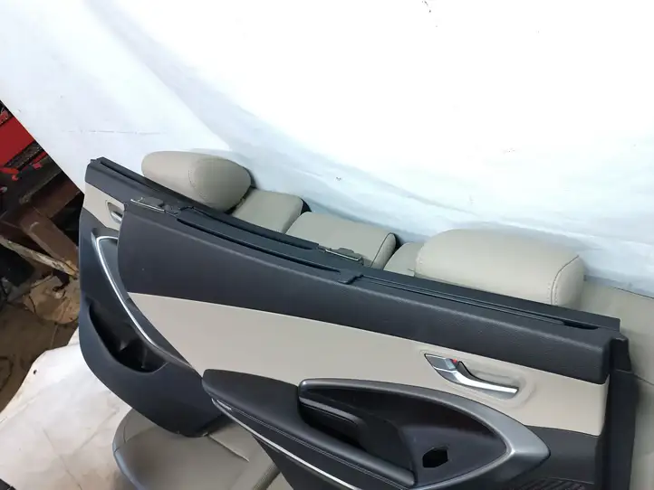 Hyundai Santa Fe (2012 - 2015) Комплект отделки дверей — фото 11