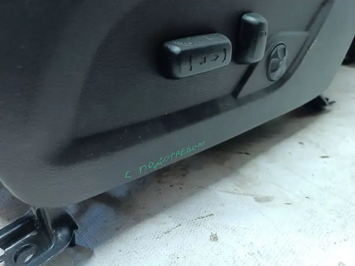 Hyundai Santa Fe (2012 - 2015) Комплект отделки дверей — фото 16