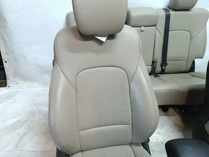 Hyundai Santa Fe (2012 - 2015) Комплект отделки дверей — фото 17
