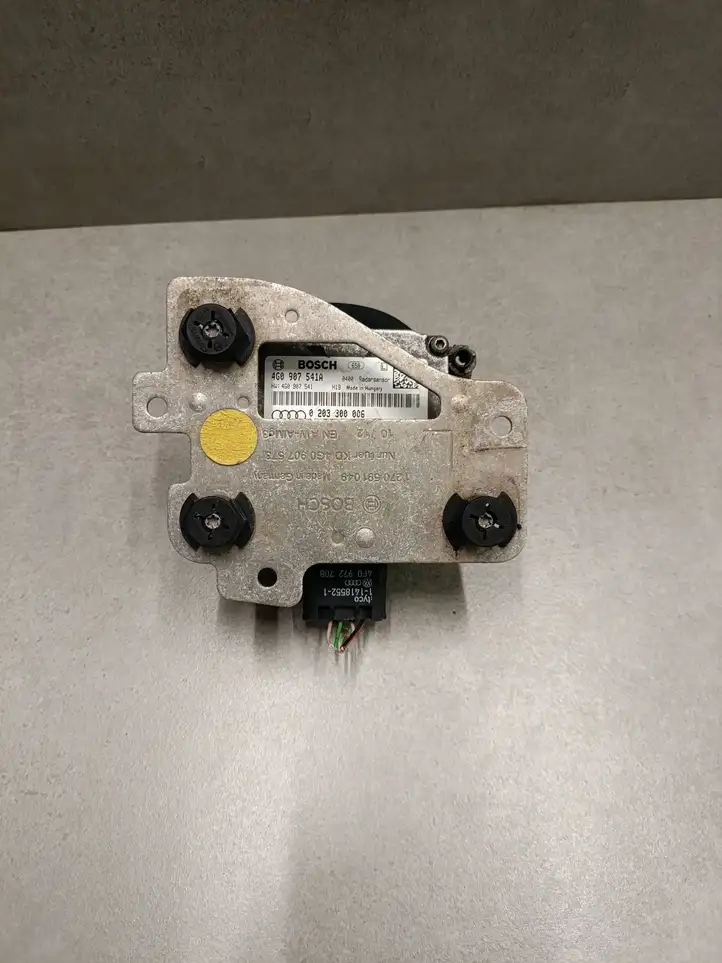 Audi A6 C7 (2011 - 2014) 4G0907541A Кронштейн радара Distronic — фото 2
