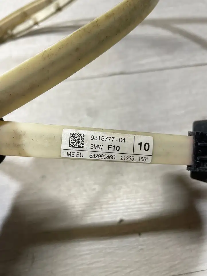 BMW 5 F10 F11 (2009 - 2016)  9318777 Датчик удара надувных подушек