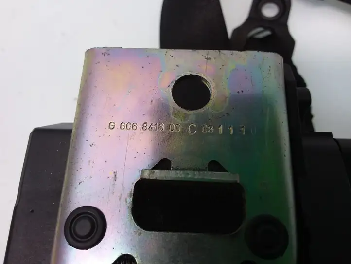 Mercedes-Benz E W211 (2002 - 2009)  609098200D Передний ремень безопасности