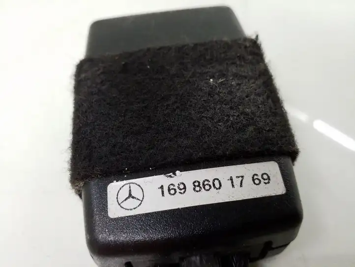 Mercedes-Benz B-class W245 (2005 - 2008) 1698601769 Замок переднего ремня — фото 3