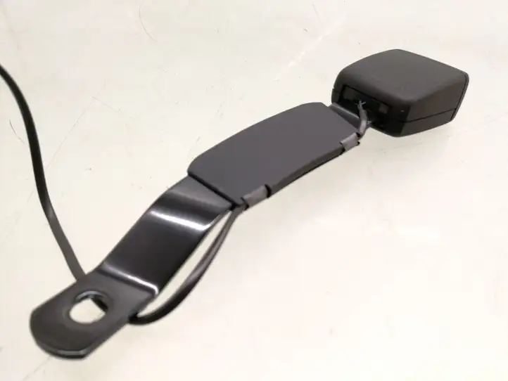 Skoda Fabia Mk3 (NJ) (2015 - 2021)  6V0857755C Замок переднего ремня