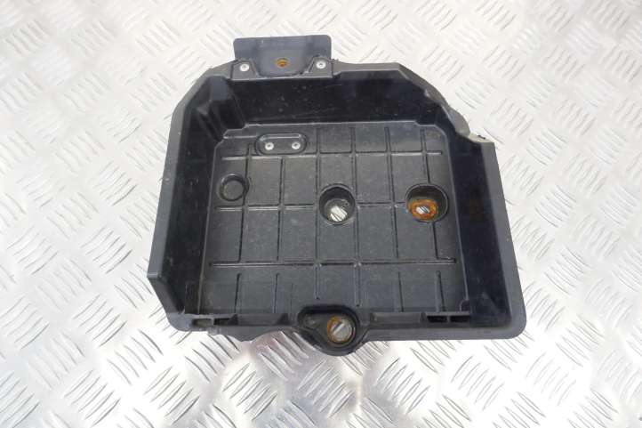 7440447030 Toyota C-HR Akumuliatoriaus tvirtinimo padas