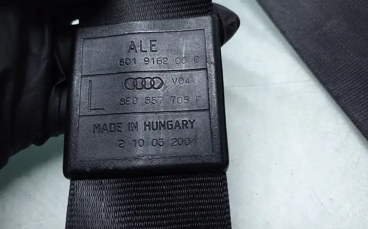 Audi A4 S4 B6 8E 8H (2000 - 2006) 8E0857705F Передний ремень безопасности — фото 3