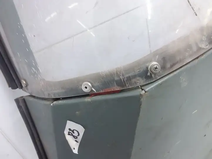 Volkswagen Transporter-Caravelle (2003 - 2009)   Панель багажника