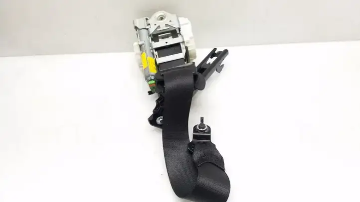 Mercedes-Benz C W204 (2007 - 2014)  A2048600788 Передний ремень безопасности