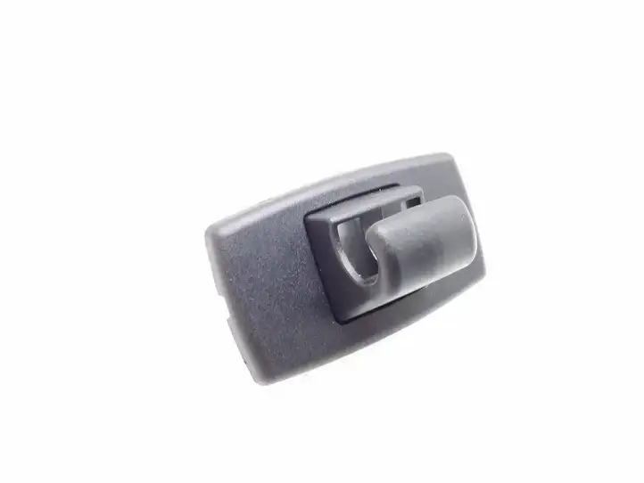 Mercedes-Benz CLA C117,X117,W117 (2013 - 2019) A2468100012 Крепление солнцезащитного козырька — фото 2