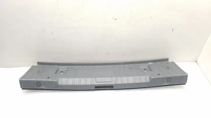 BMW 3 E90 E91 (2005 - 2012) 7059258 Отделка порога багажника — фото 1