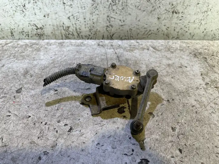 Honda Accord (2003 - 2007)   Датчик высоты (фар)