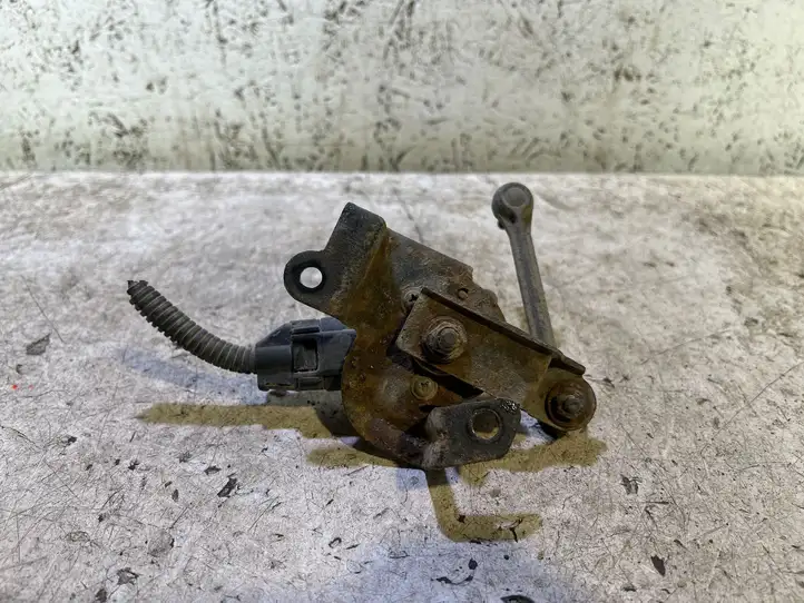 Honda Accord (2003 - 2007)   Датчик высоты (фар)