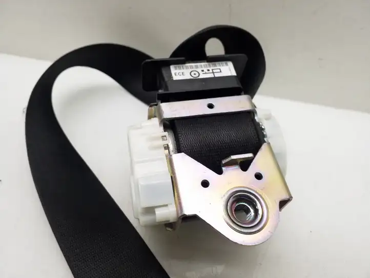 BMW 1 E81 E87 (2004 - 2011)  34003267 Передний ремень безопасности