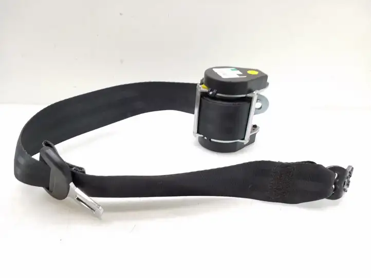 Volkswagen Golf VII (2013 - 2019)  621102200 Задний ремень безопасности