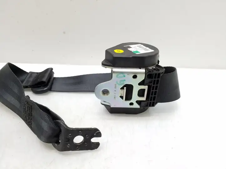 Volkswagen Golf VII (2013 - 2019)  621102200 Задний ремень безопасности