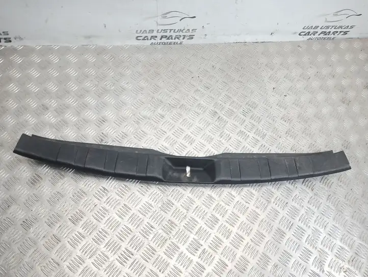Subaru Forester SH (2008 - 2013) 94026SC000 Отделка порога багажника — фото 1