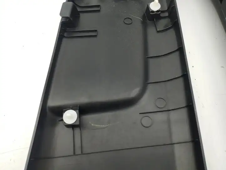 Kia Ceed (2018 - 2021) 85846J7000 Нижняя обшивка стойки B — фото 3