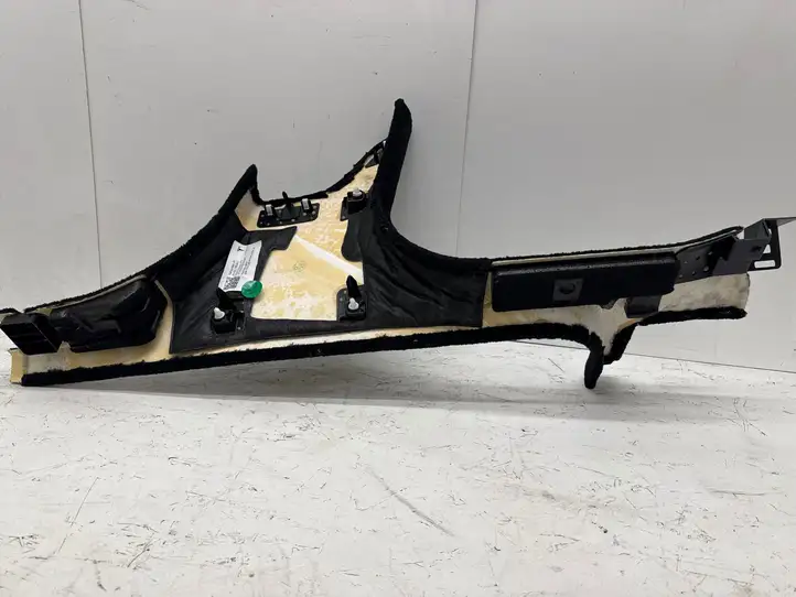Tesla Model S (2021 - ) 158578898C Нижняя обшивка стойки B — фото 6